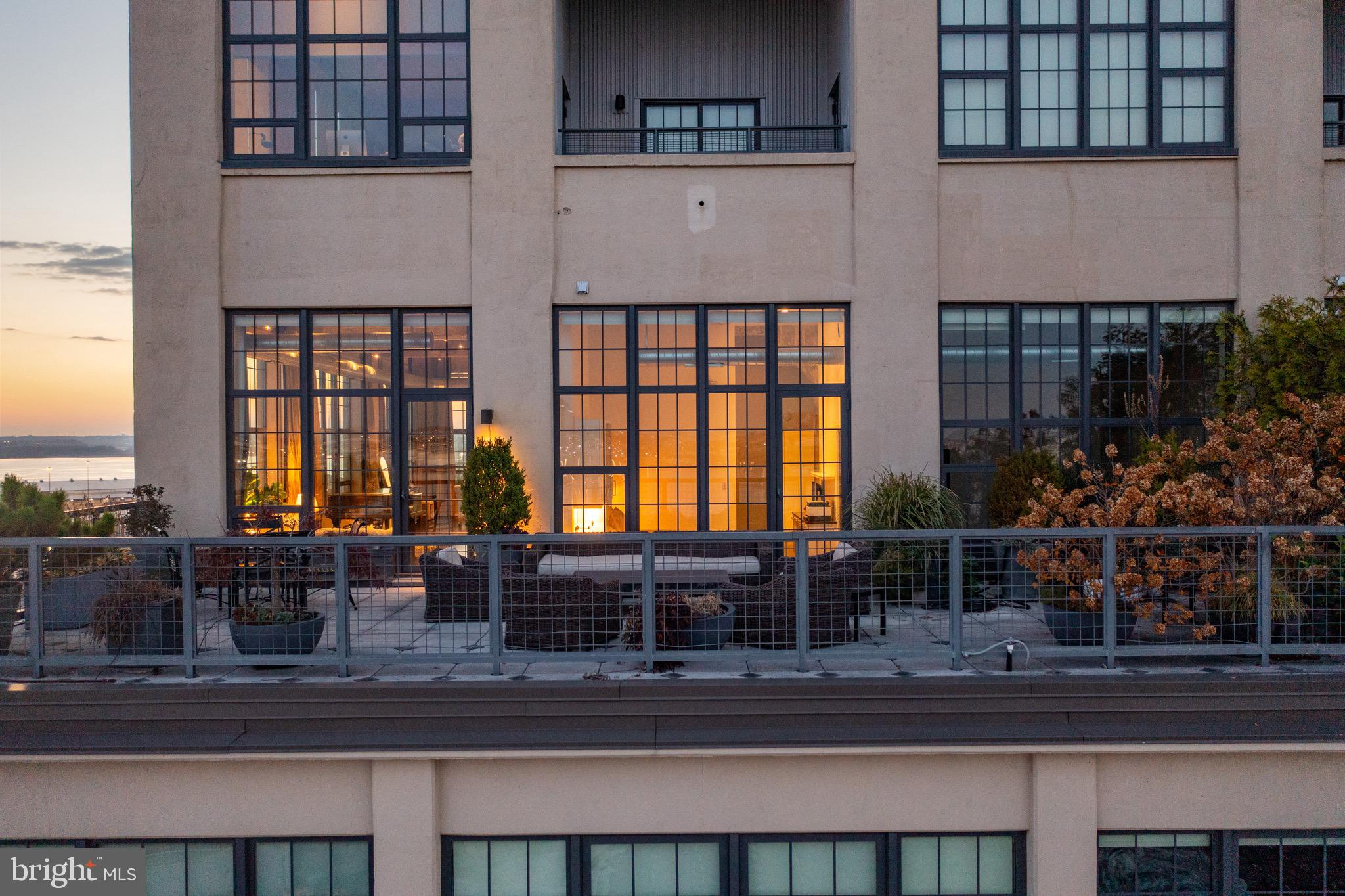 LOCUST POINT - Residential Lease