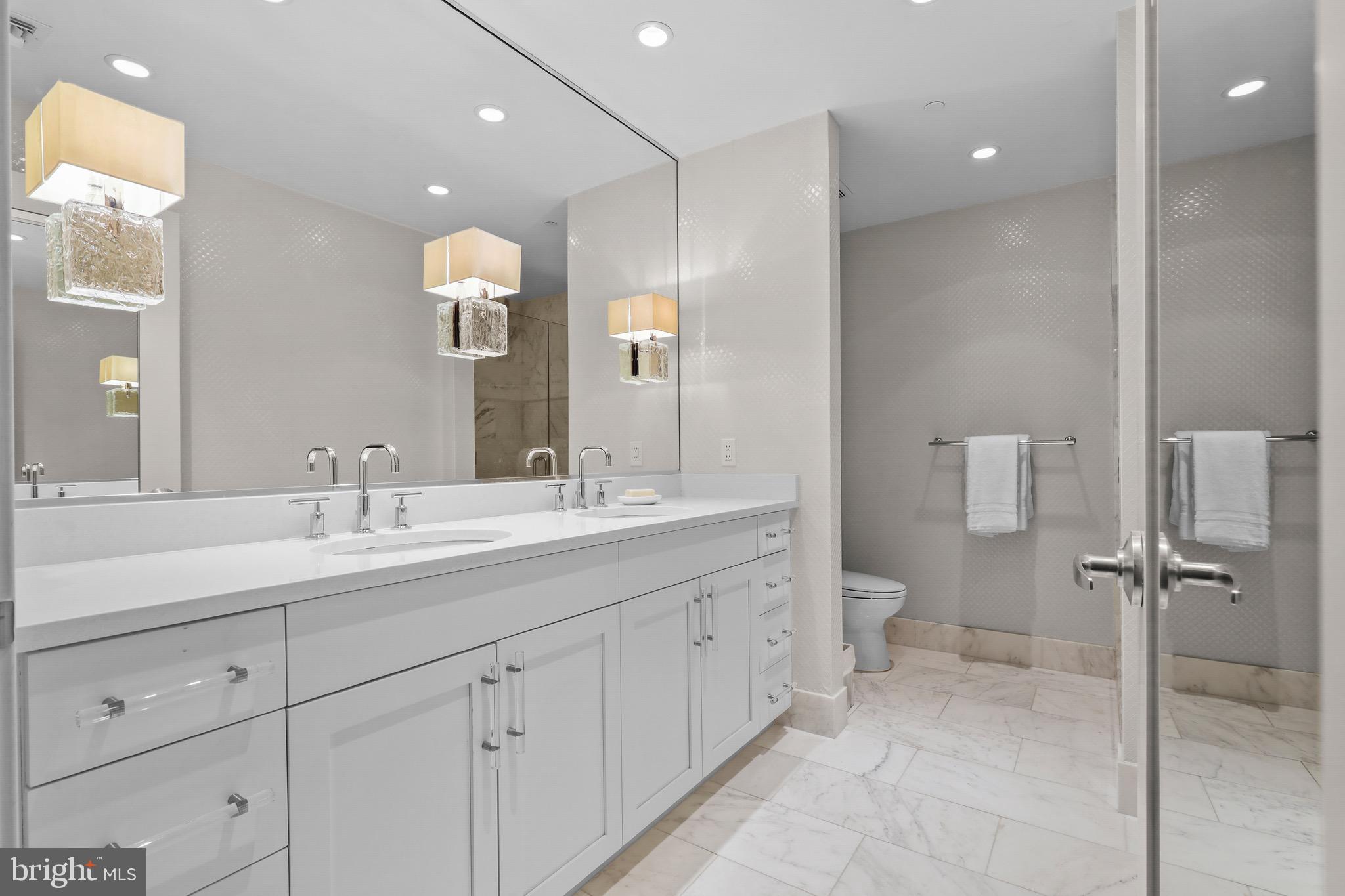 LOCUST POINT - Residential Lease