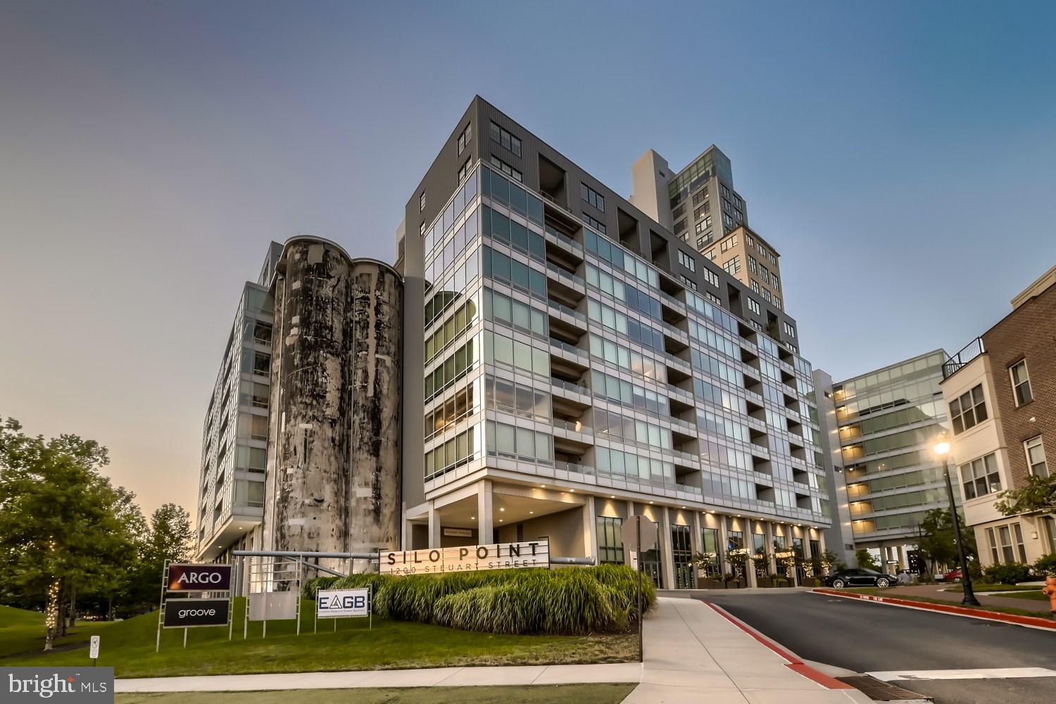 LOCUST POINT - Residential Lease