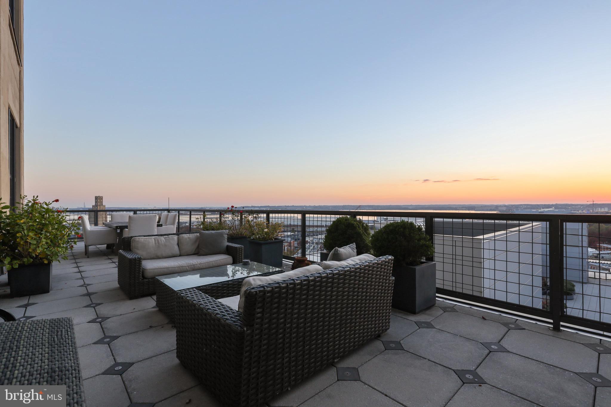 LOCUST POINT - Residential Lease