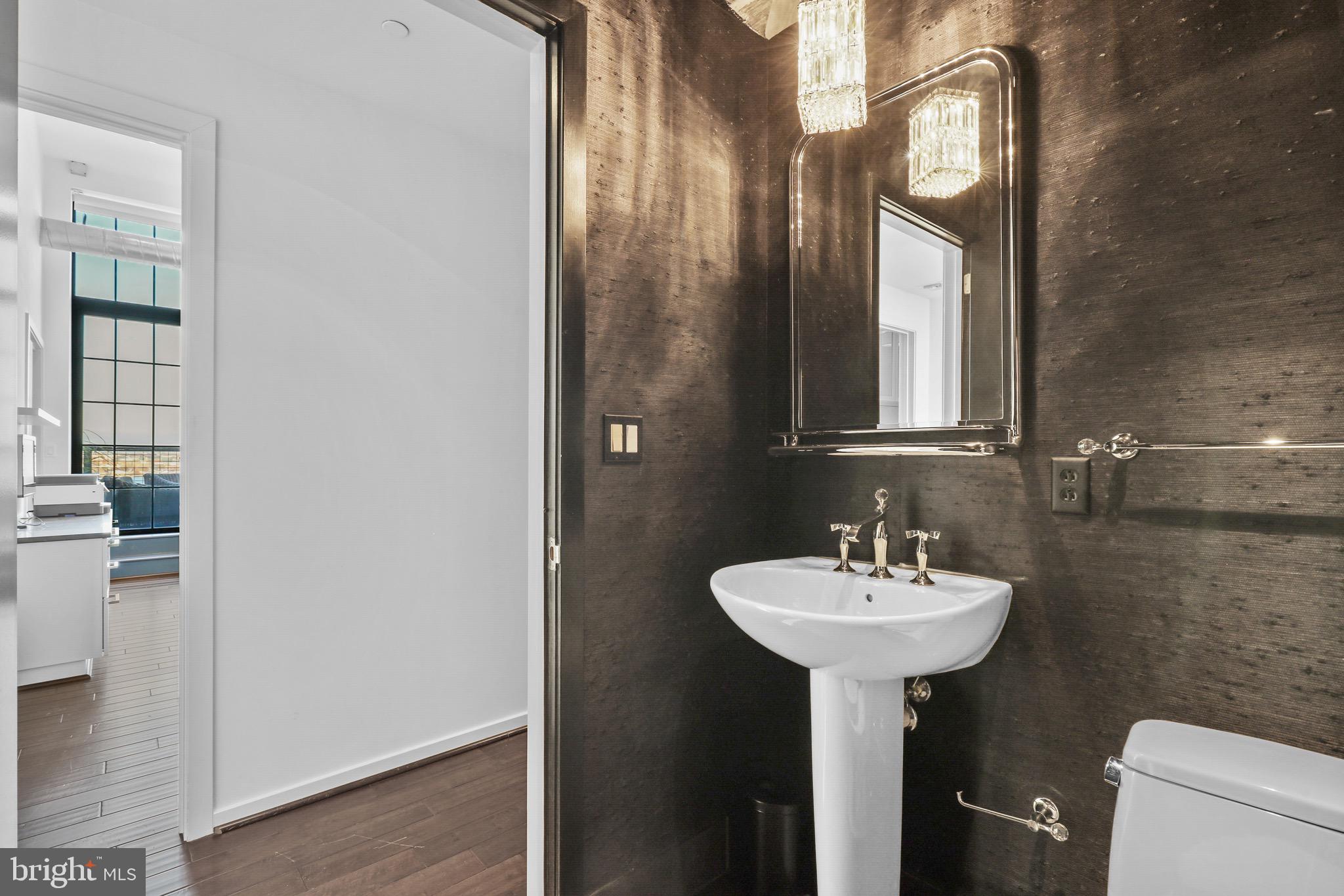 LOCUST POINT - Residential Lease