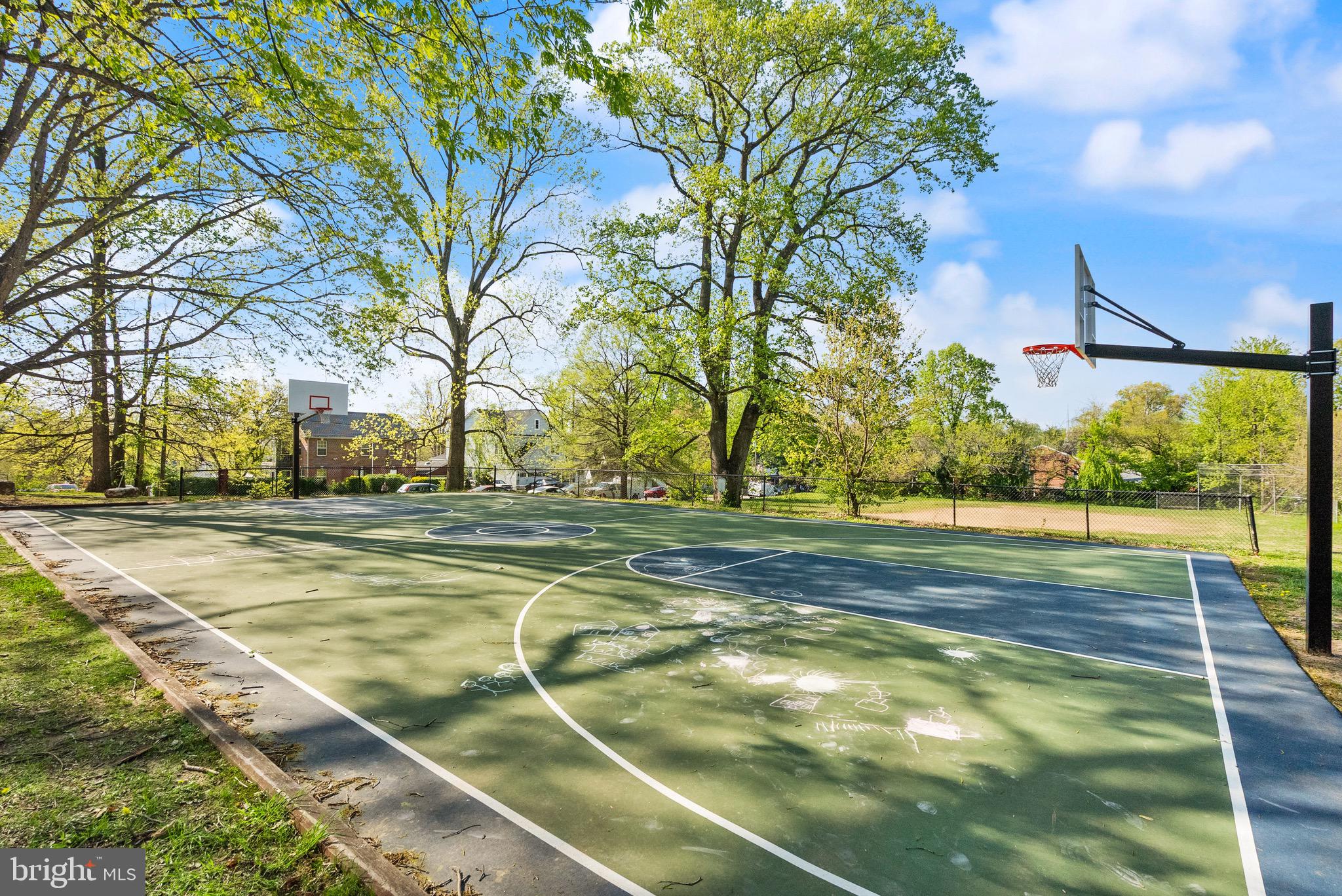 TYLER PARK - Residential