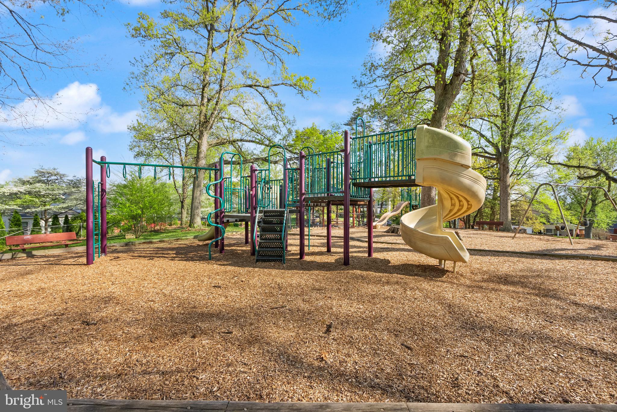 TYLER PARK - Residential