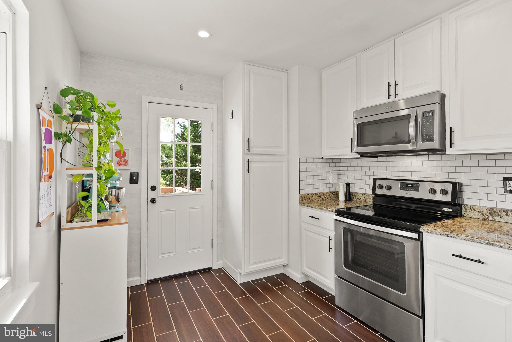 TYLER PARK - Residential