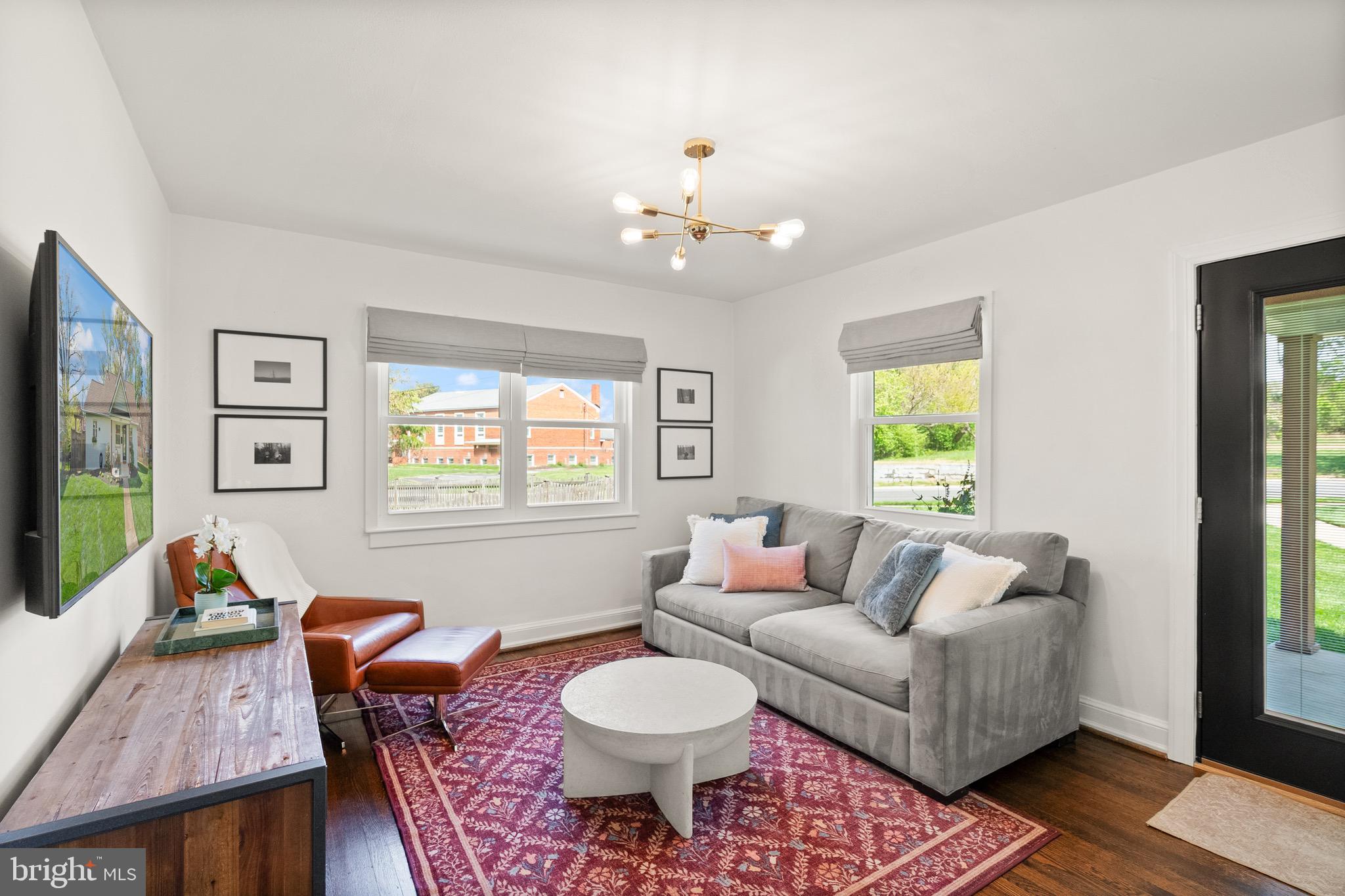 TYLER PARK - Residential