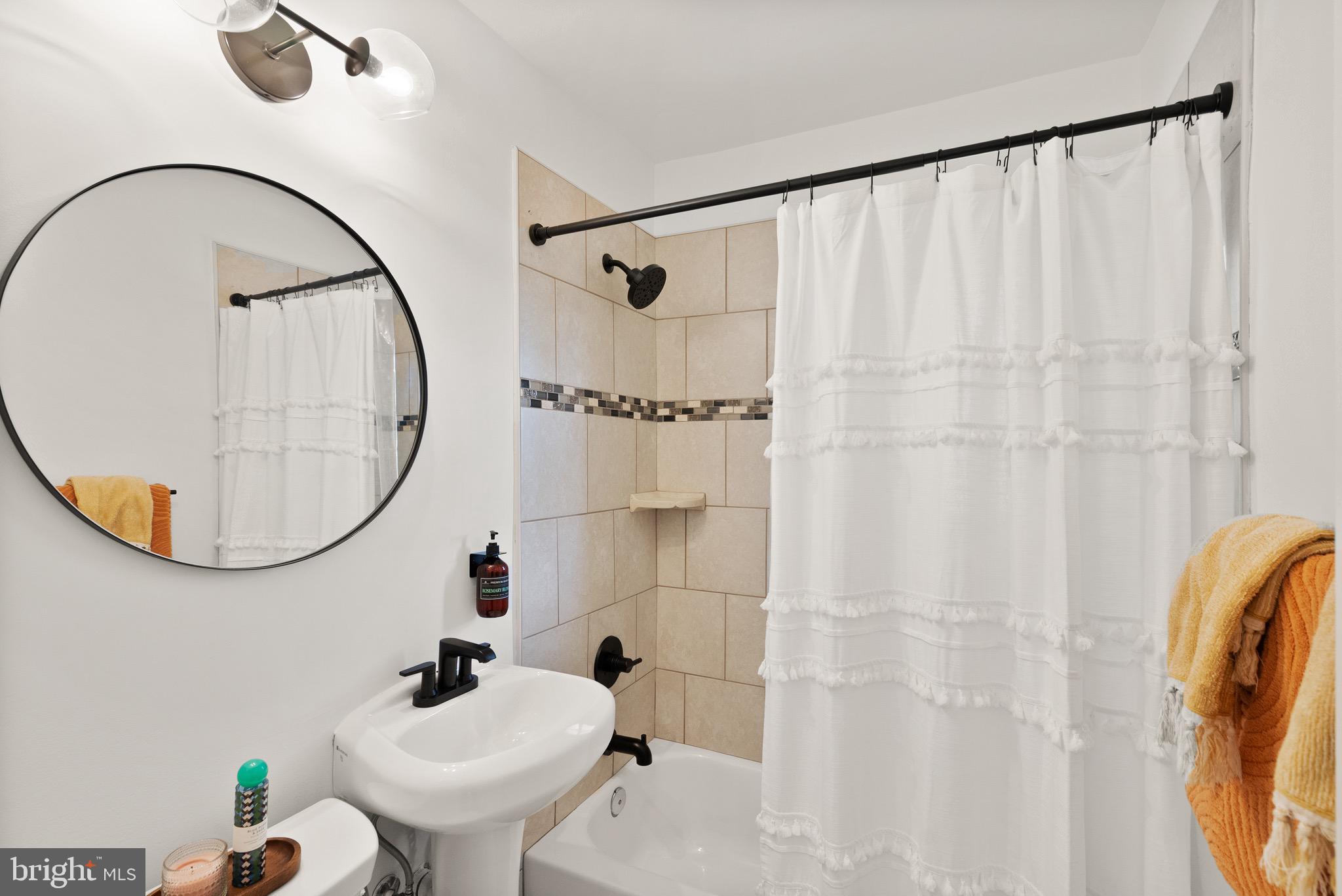 TYLER PARK - Residential