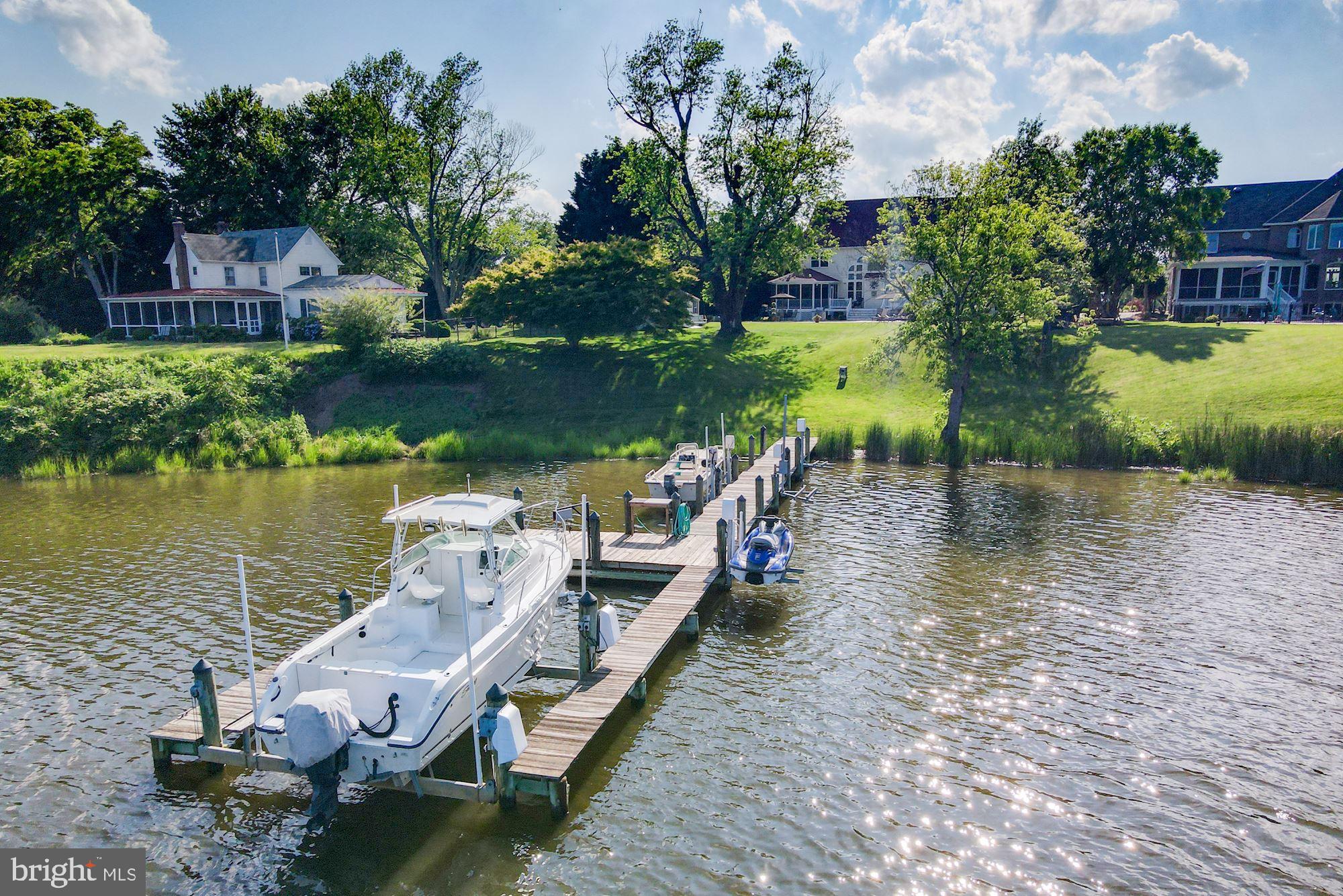 ISLAND LANDING - Residential