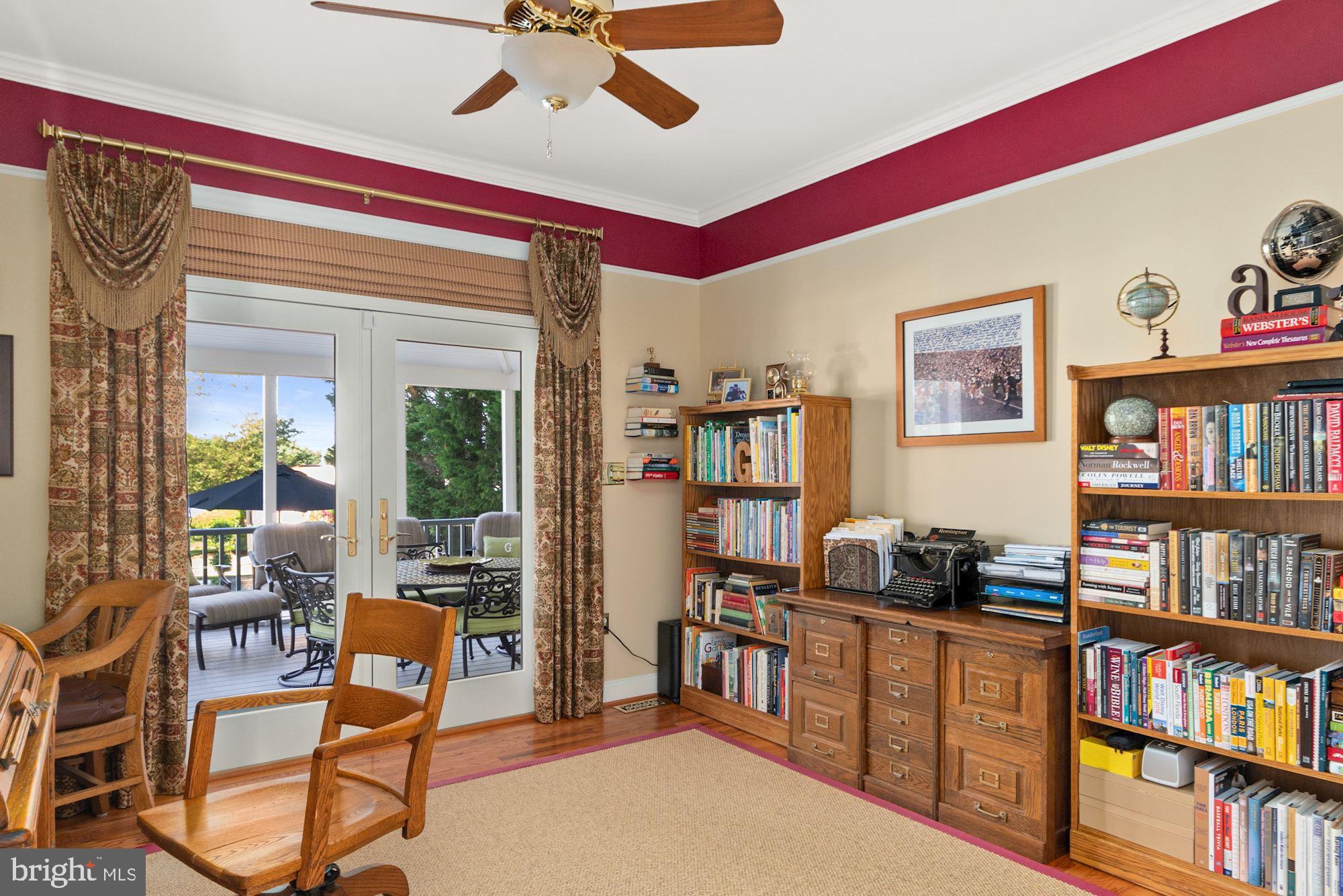 ISLAND LANDING - Residential