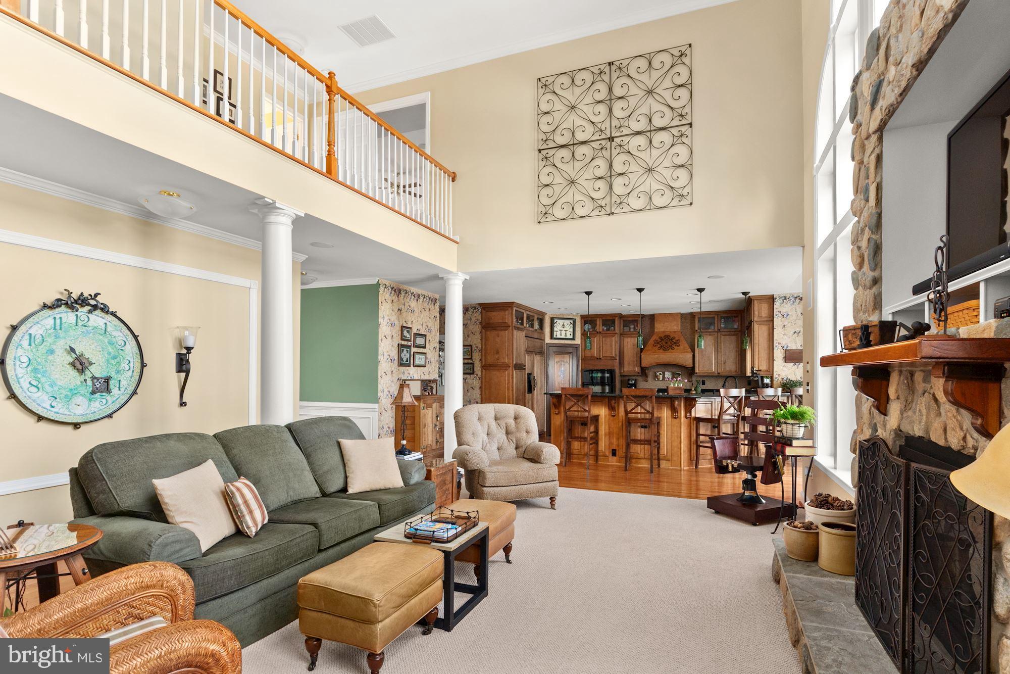 ISLAND LANDING - Residential