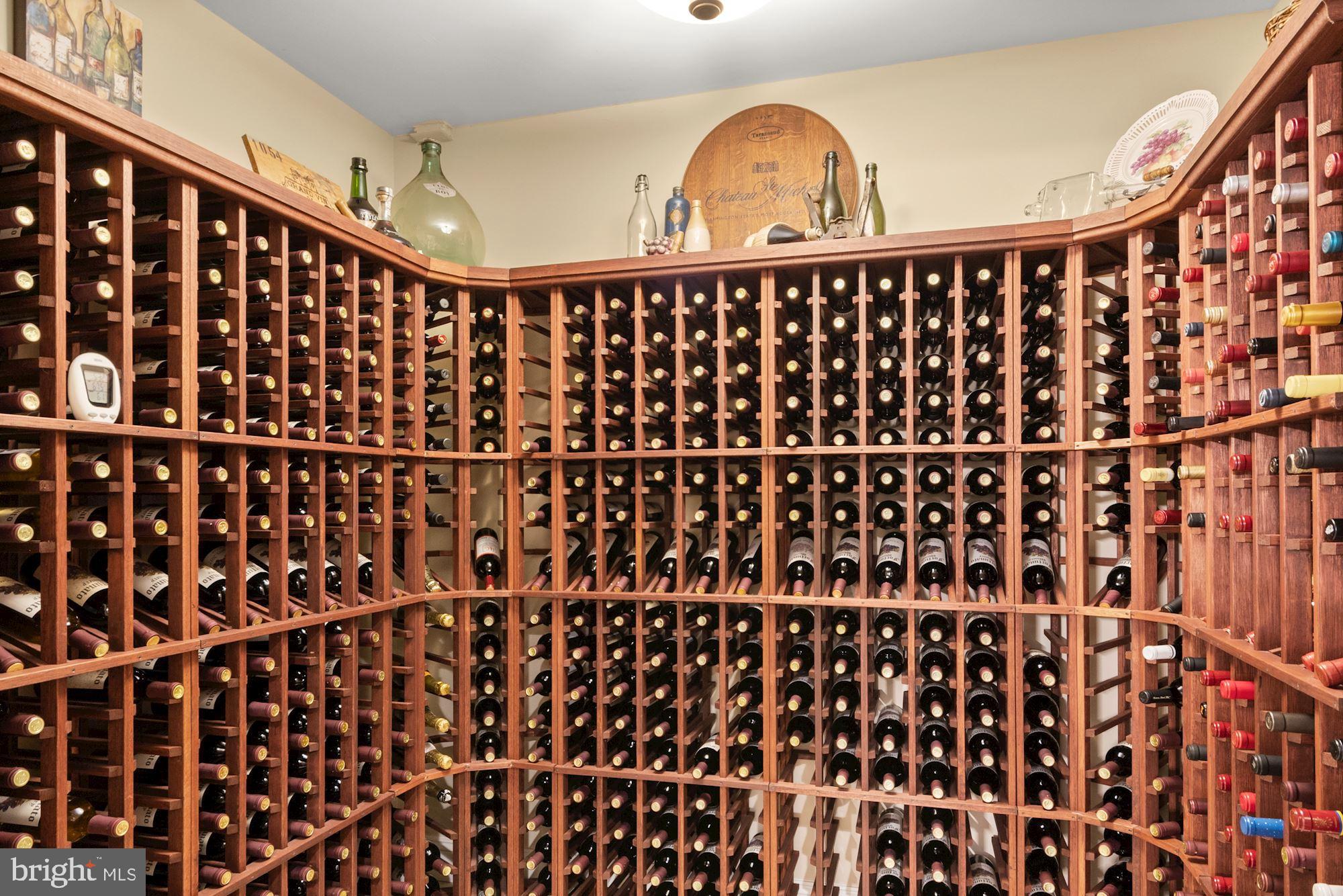 ISLAND LANDING - Residential