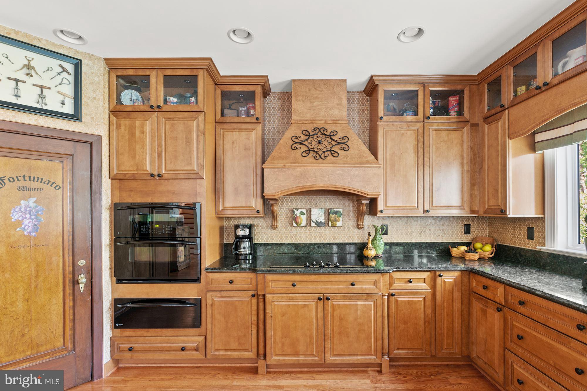 ISLAND LANDING - Residential