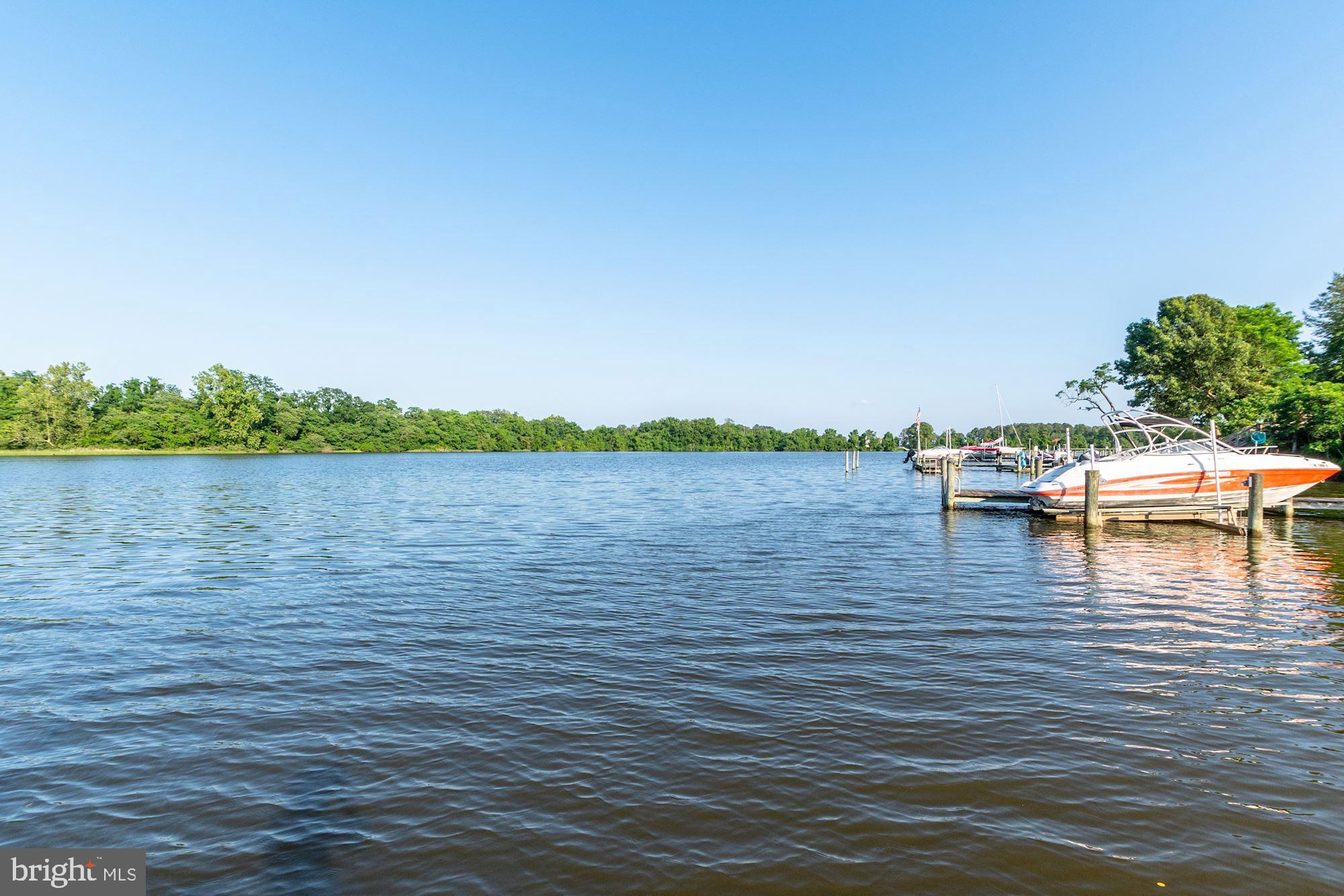 ISLAND LANDING - Residential