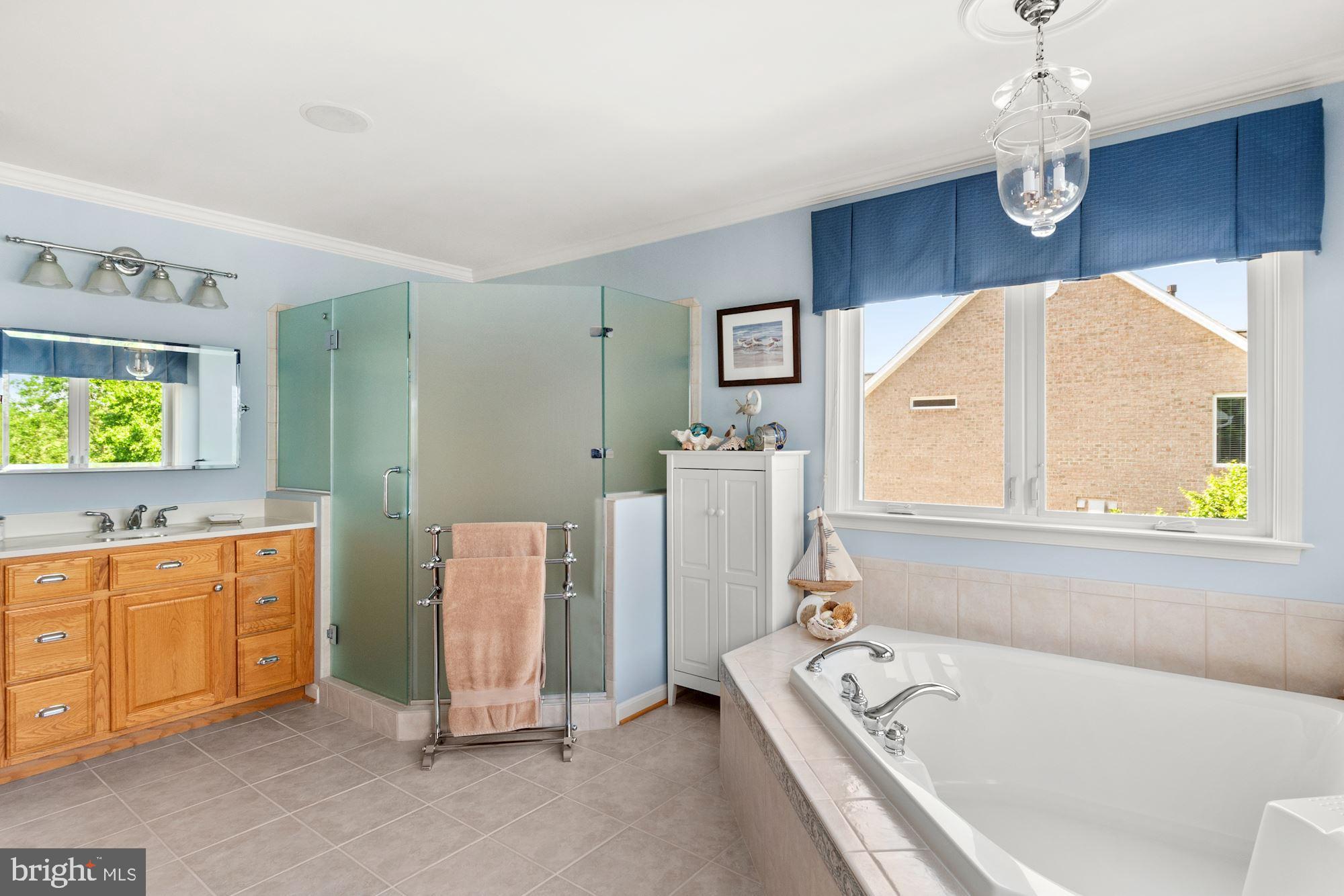 ISLAND LANDING - Residential