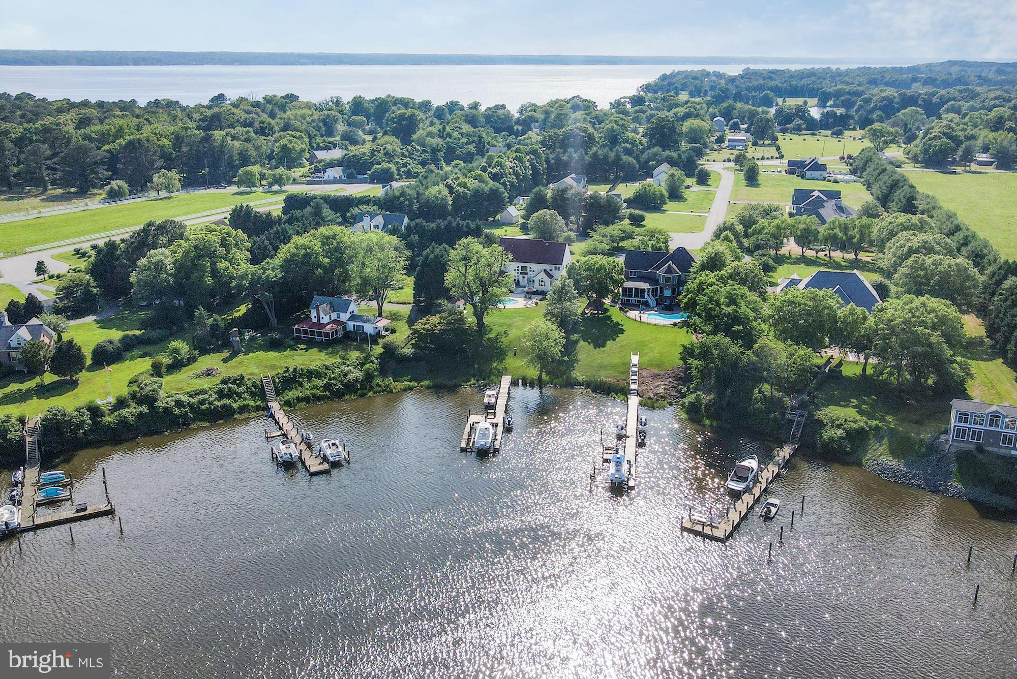ISLAND LANDING - Residential