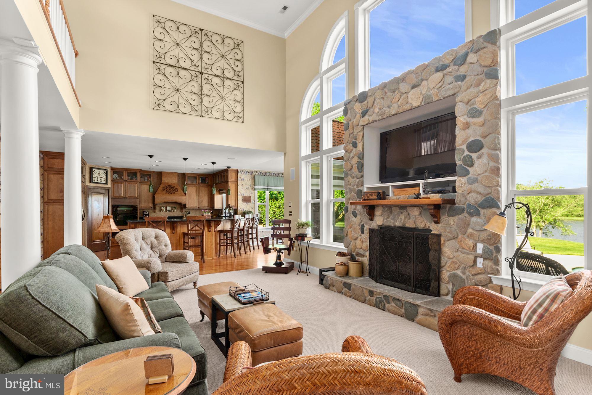 ISLAND LANDING - Residential