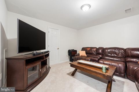 Tiny photo for 15030 Knickerbocker Drive, WOODBRIDGE, VA 22193 (MLS # VAPW2114864)