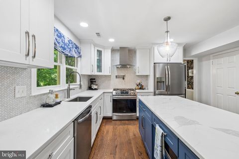 Tiny photo for 15030 Knickerbocker Drive, WOODBRIDGE, VA 22193 (MLS # VAPW2114864)