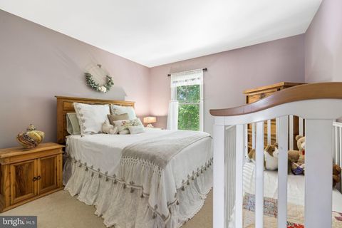Tiny photo for 15030 Knickerbocker Drive, WOODBRIDGE, VA 22193 (MLS # VAPW2114864)