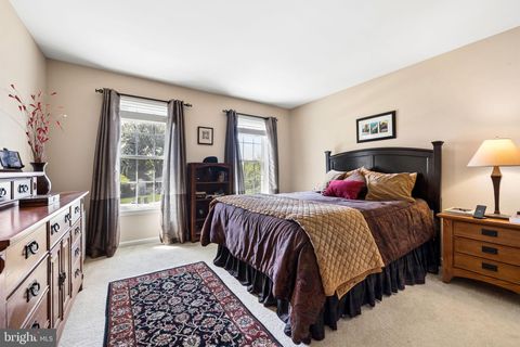 Tiny photo for 15030 Knickerbocker Drive, WOODBRIDGE, VA 22193 (MLS # VAPW2114864)