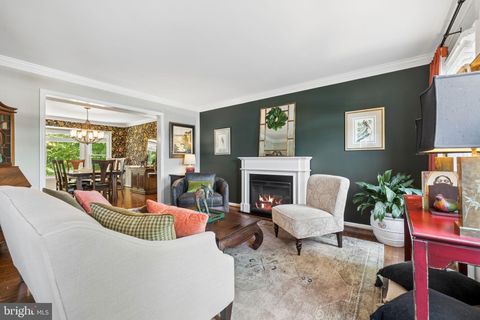 Tiny photo for 15030 Knickerbocker Drive, WOODBRIDGE, VA 22193 (MLS # VAPW2114864)