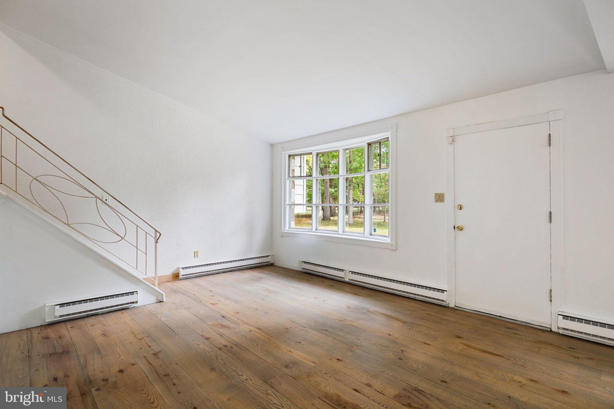 BLUE BELL - Residential Lease