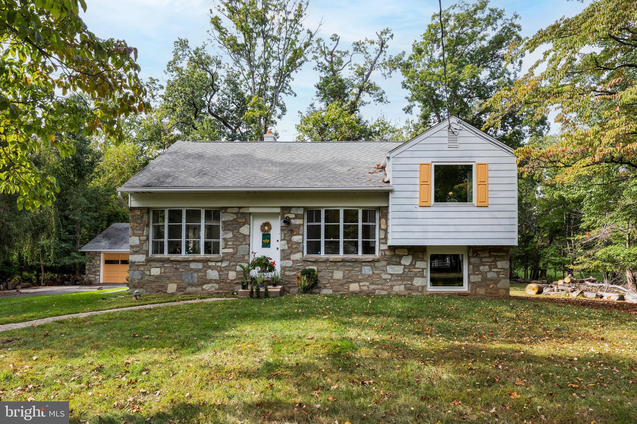 BLUE BELL - Residential Lease