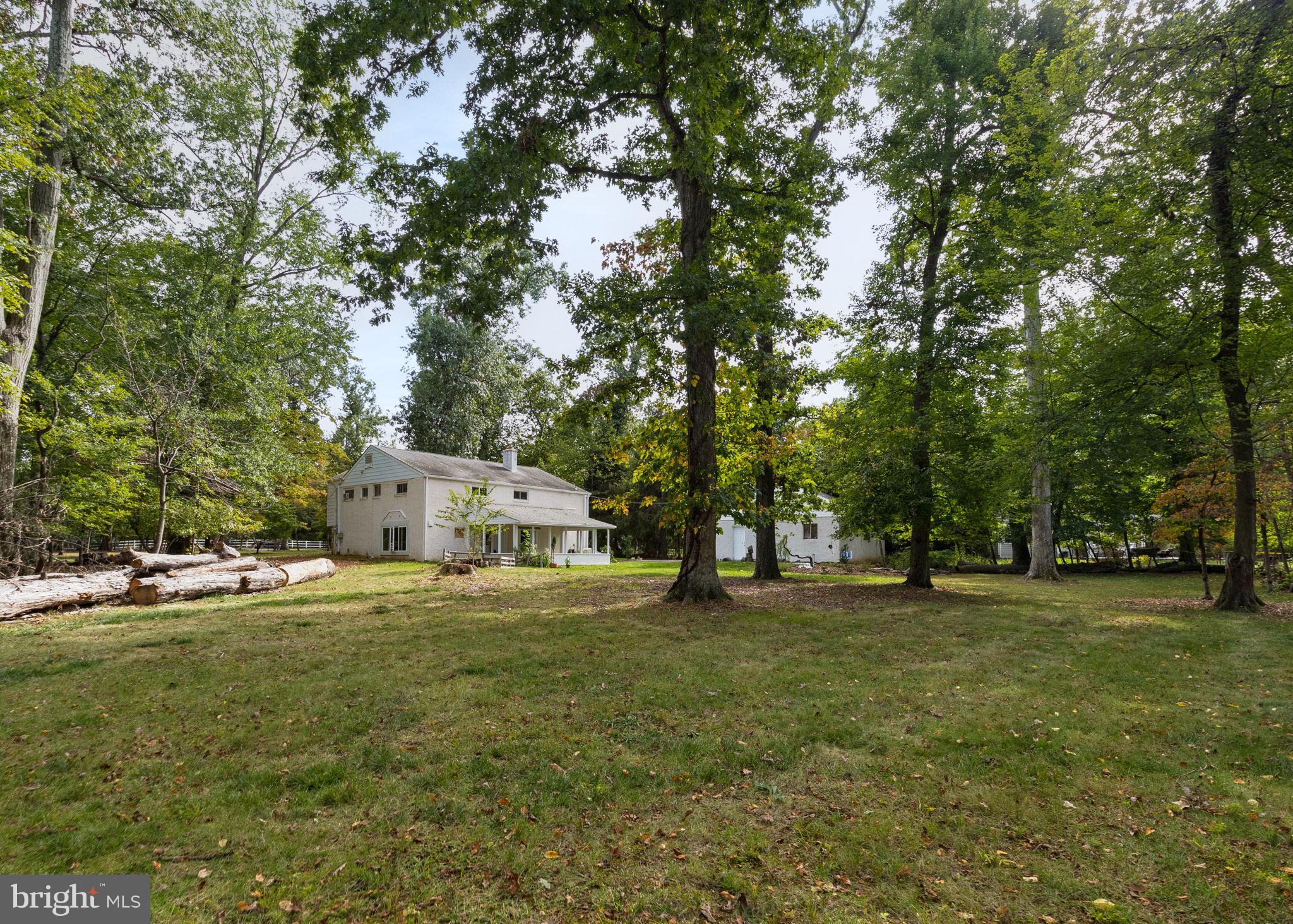 BLUE BELL - Residential Lease