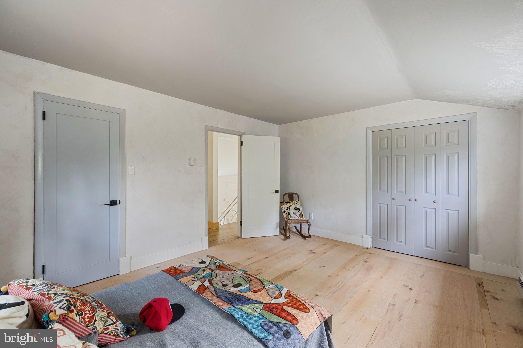 BLUE BELL - Residential Lease