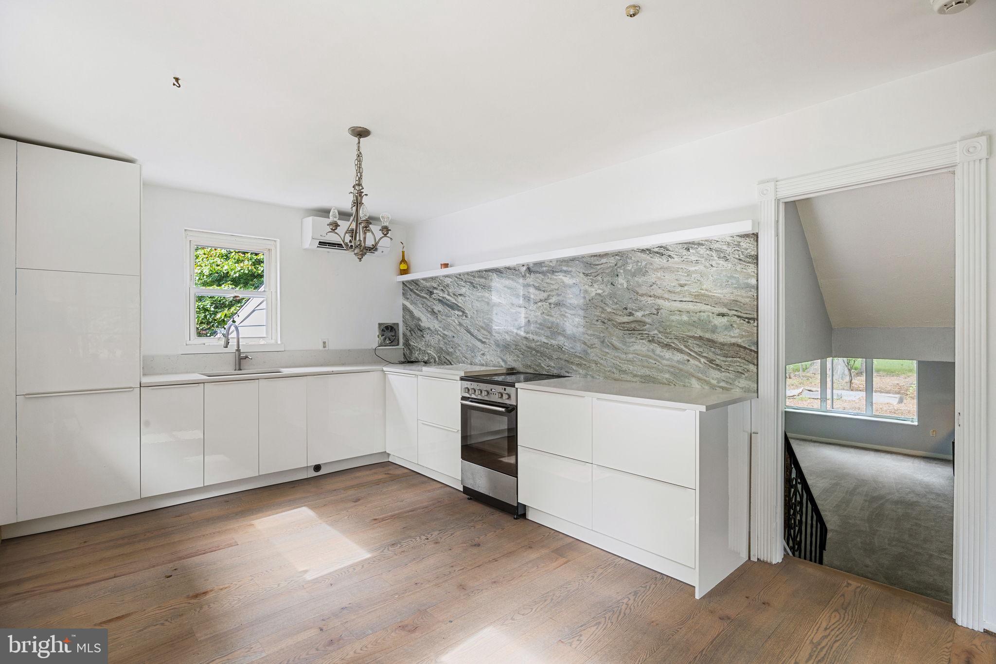 BLUE BELL - Residential Lease