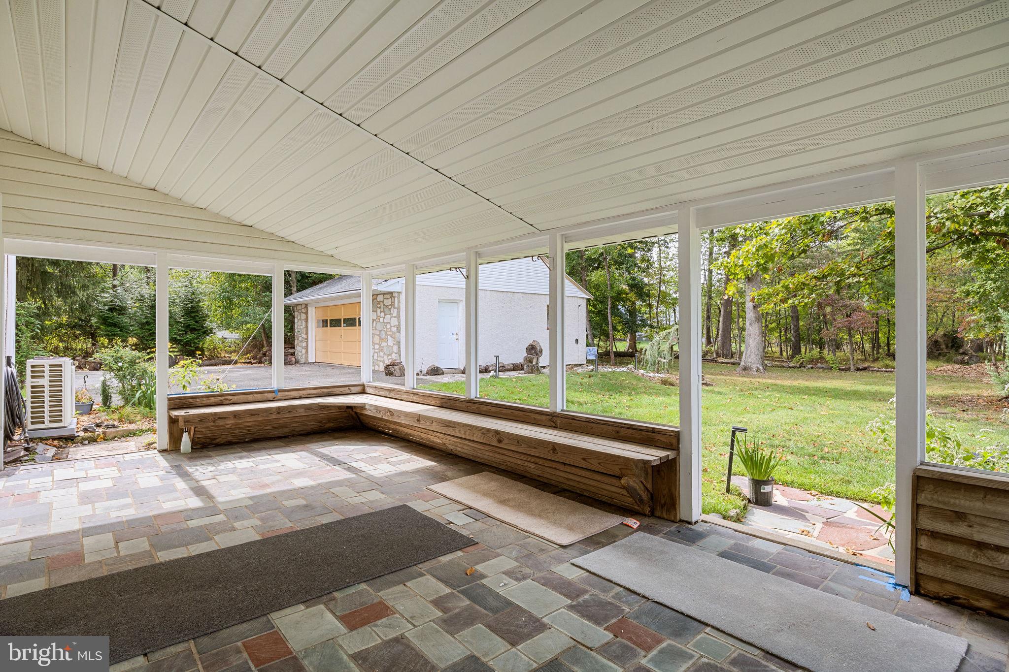 BLUE BELL - Residential Lease