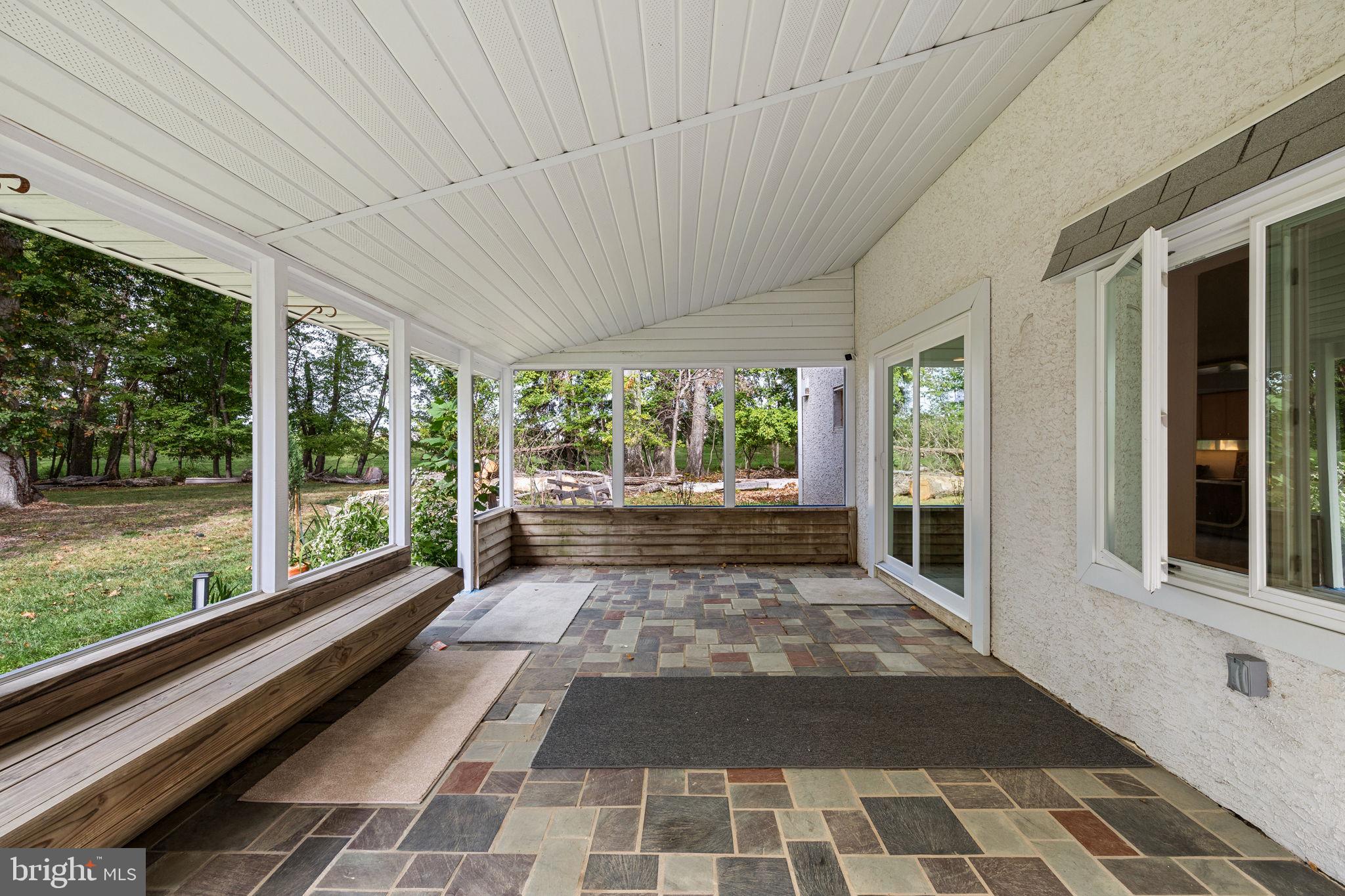 BLUE BELL - Residential Lease