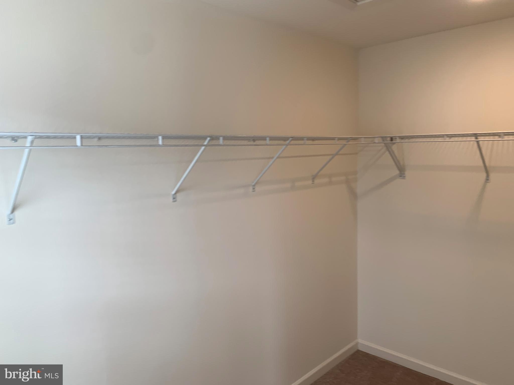 HAMPTON SQUARE CONDOMINIUMS - Residential Lease