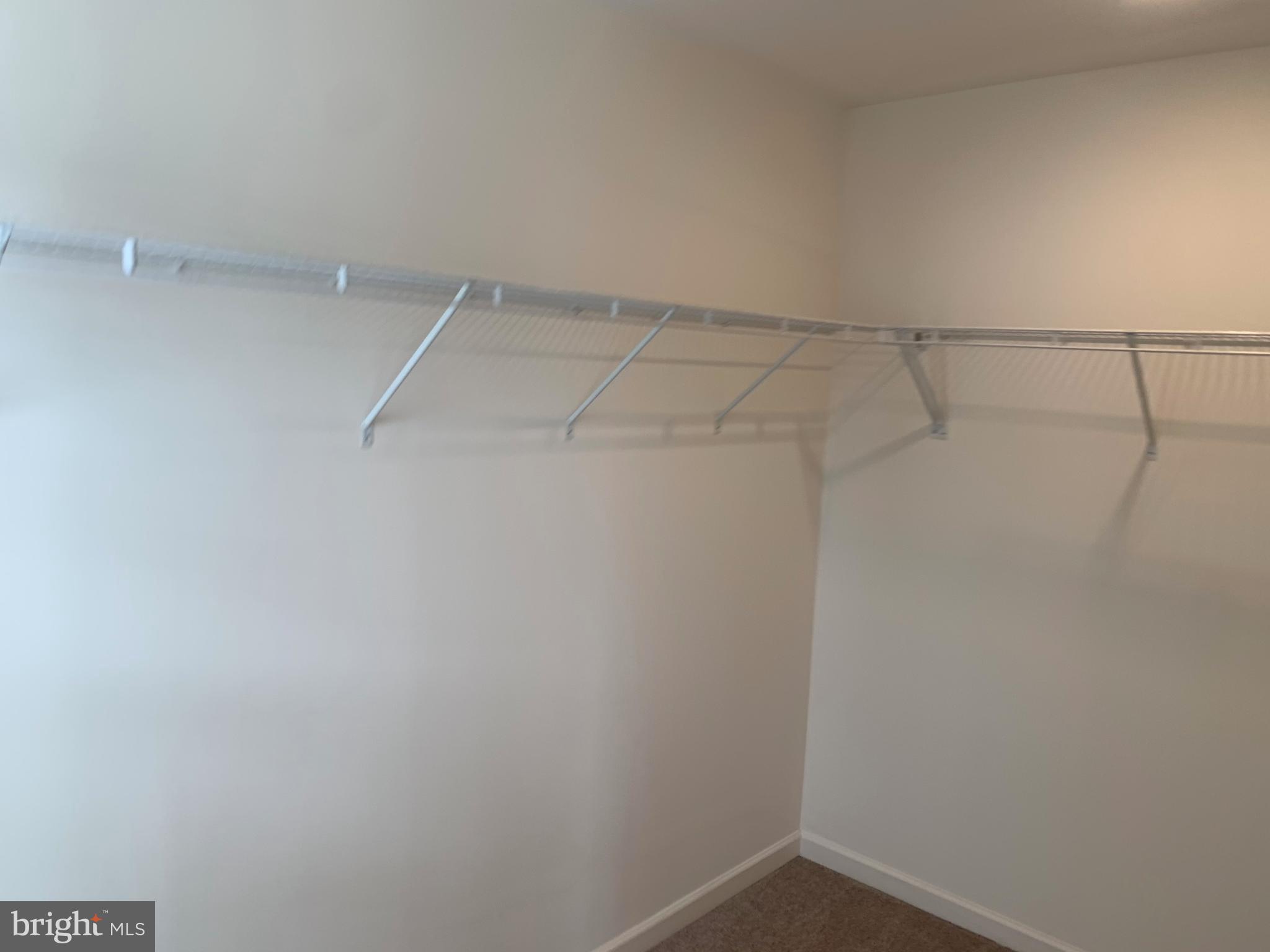 HAMPTON SQUARE CONDOMINIUMS - Residential Lease