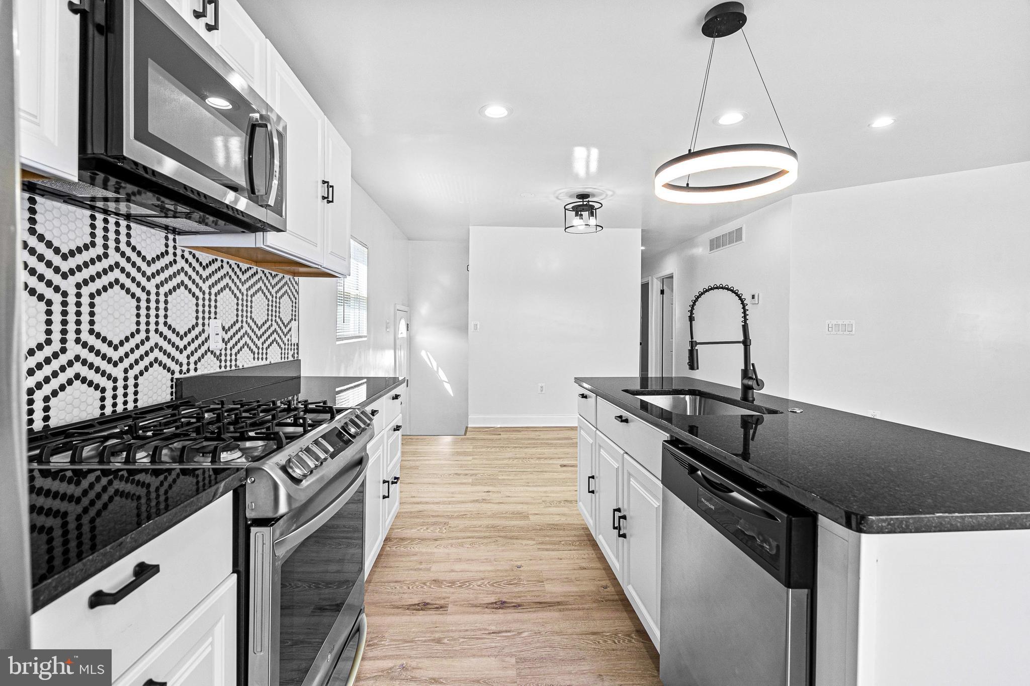 AMBERLY - Residential