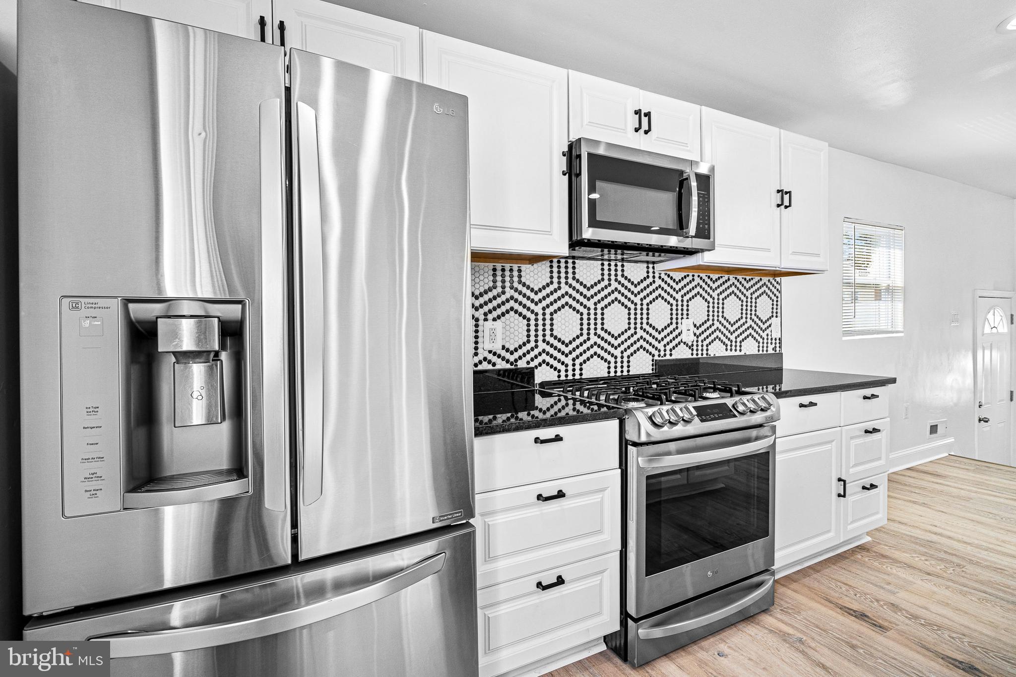 AMBERLY - Residential