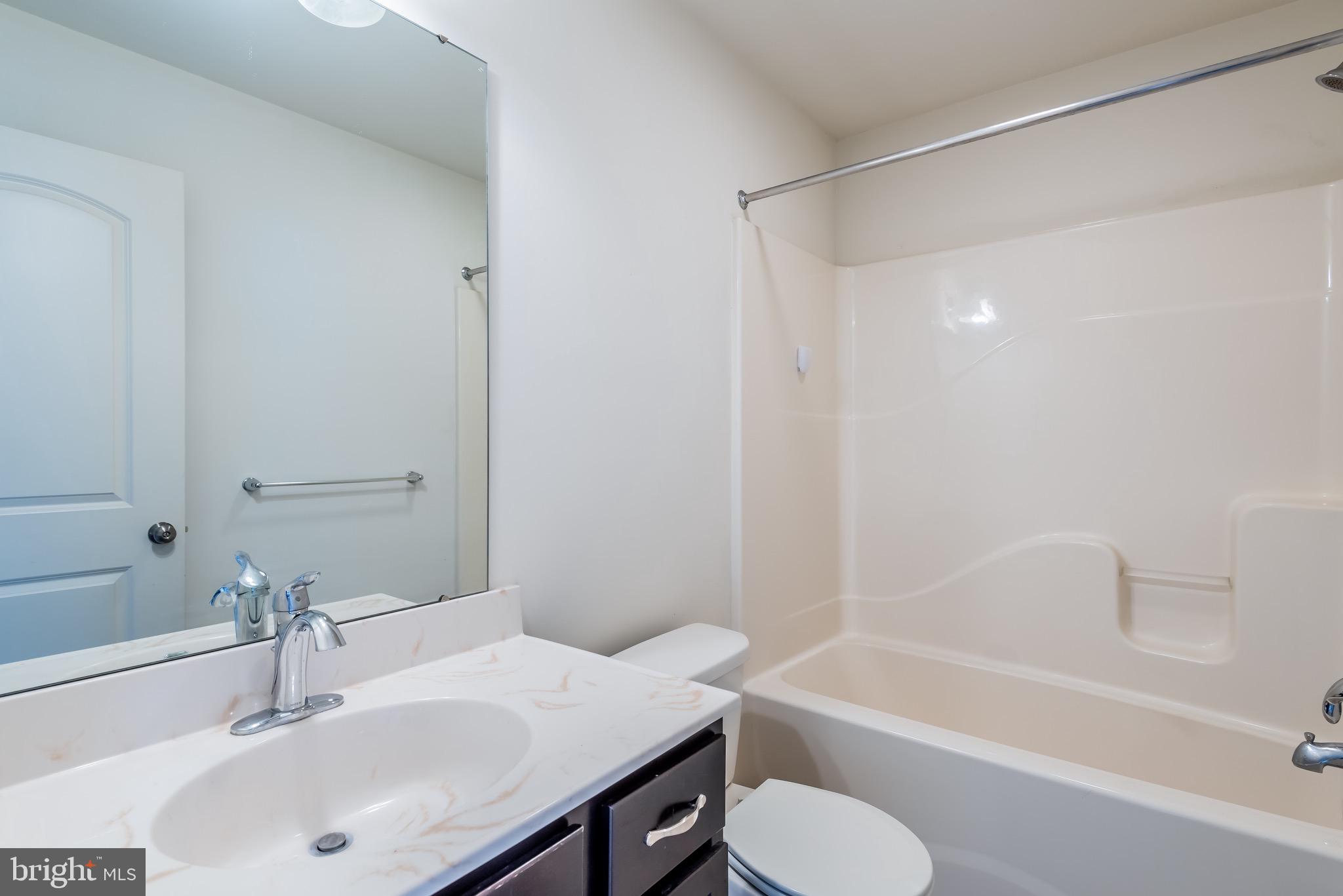 SILVER CREEK - Residential Lease