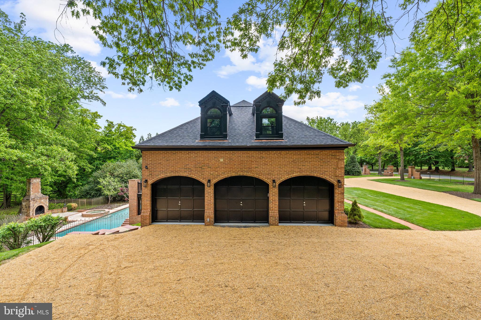 POTOMAC RANCH - Residential