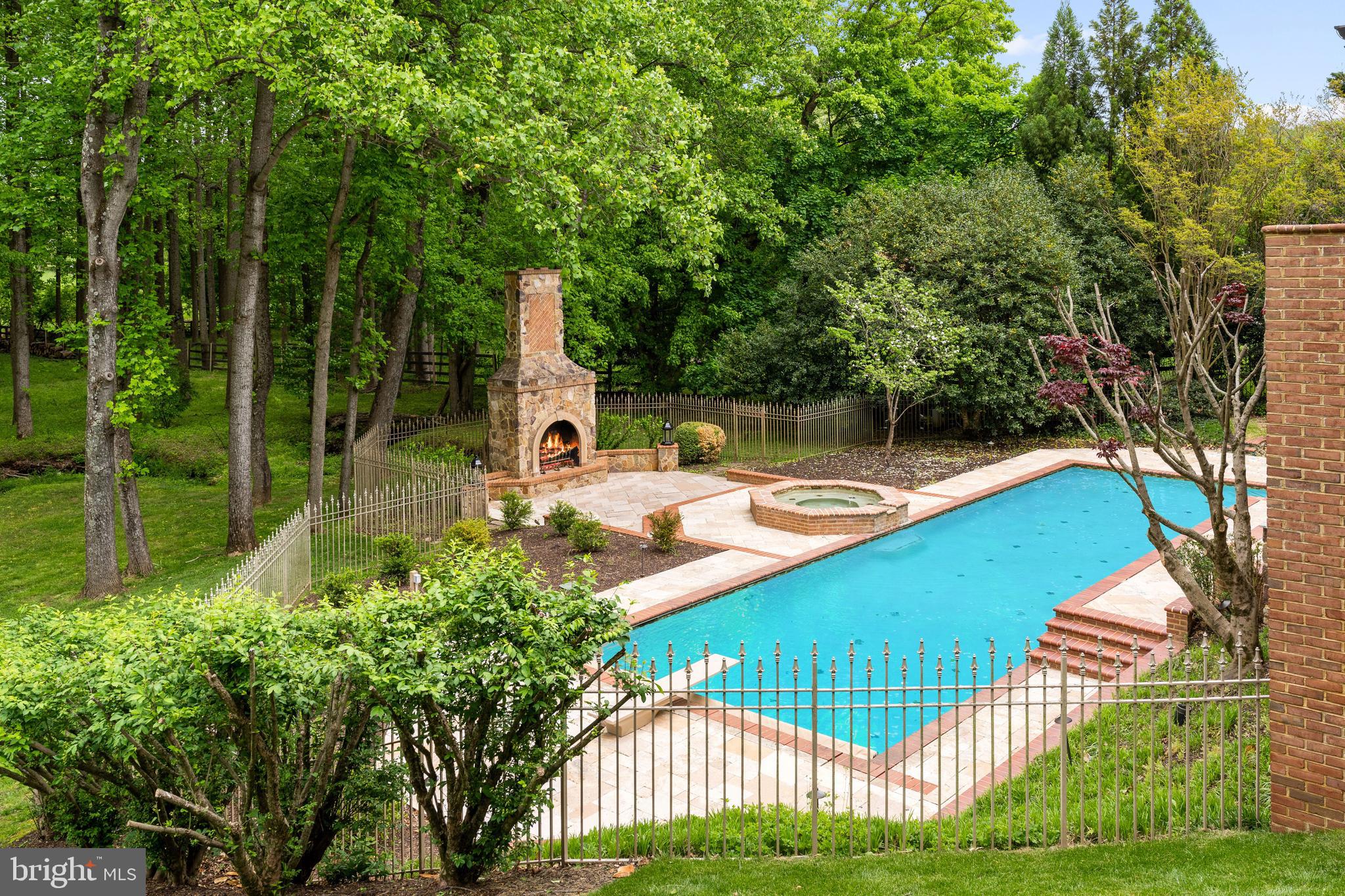 POTOMAC RANCH - Residential