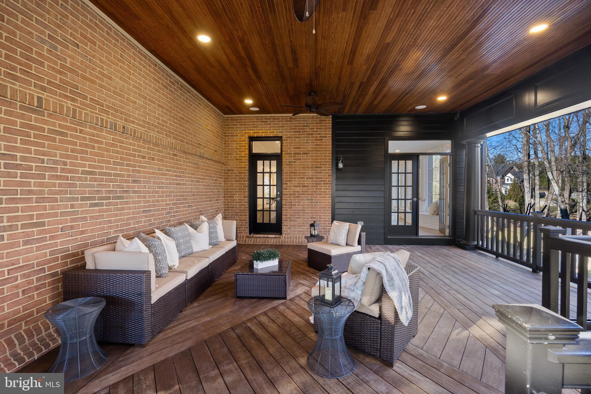 POTOMAC RANCH - Residential