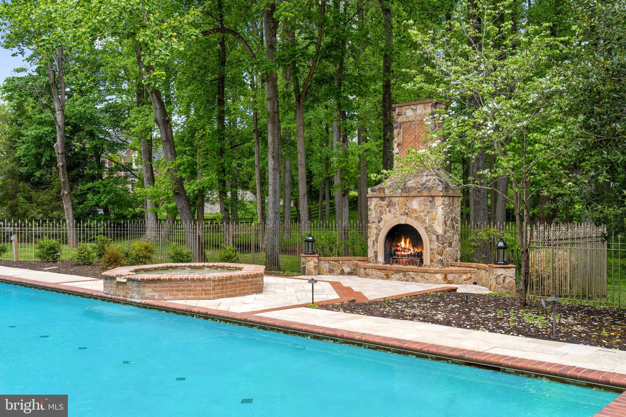 POTOMAC RANCH - Residential