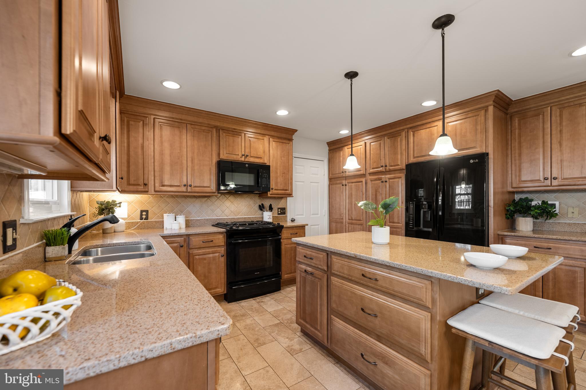 9412 WATERFORD DRIVE