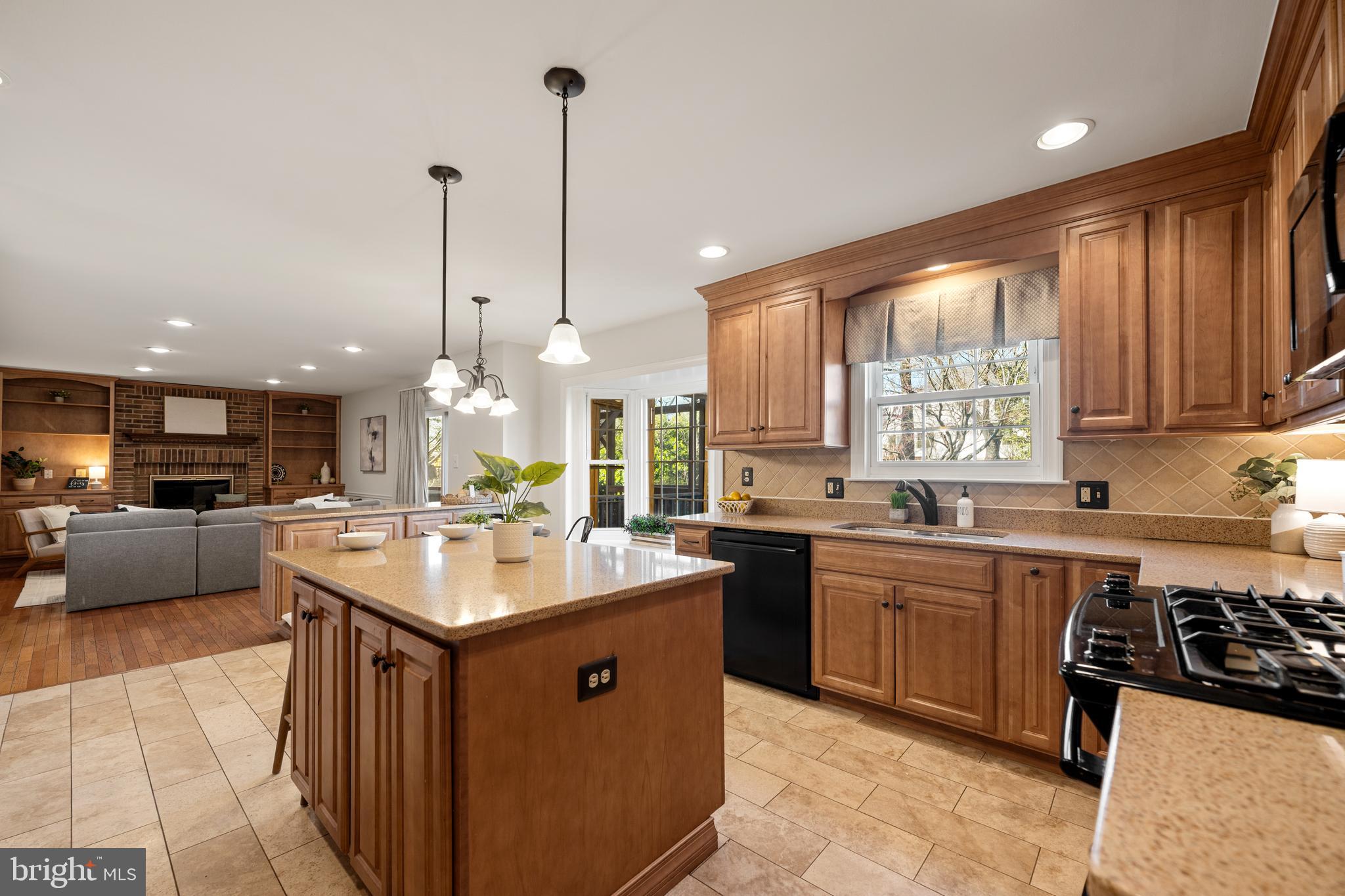 9412 WATERFORD DRIVE