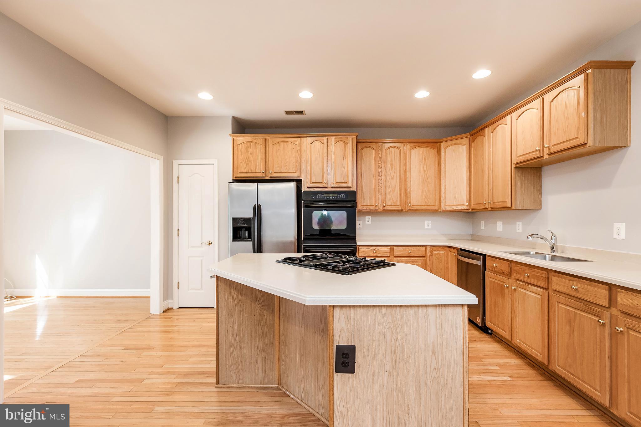 CYRANDALL VALLEY - Residential Lease