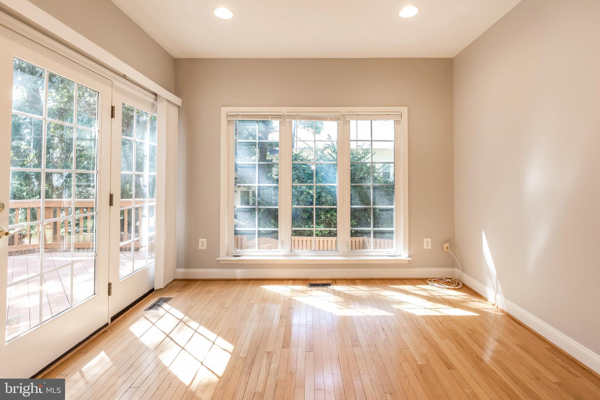 CYRANDALL VALLEY - Residential Lease