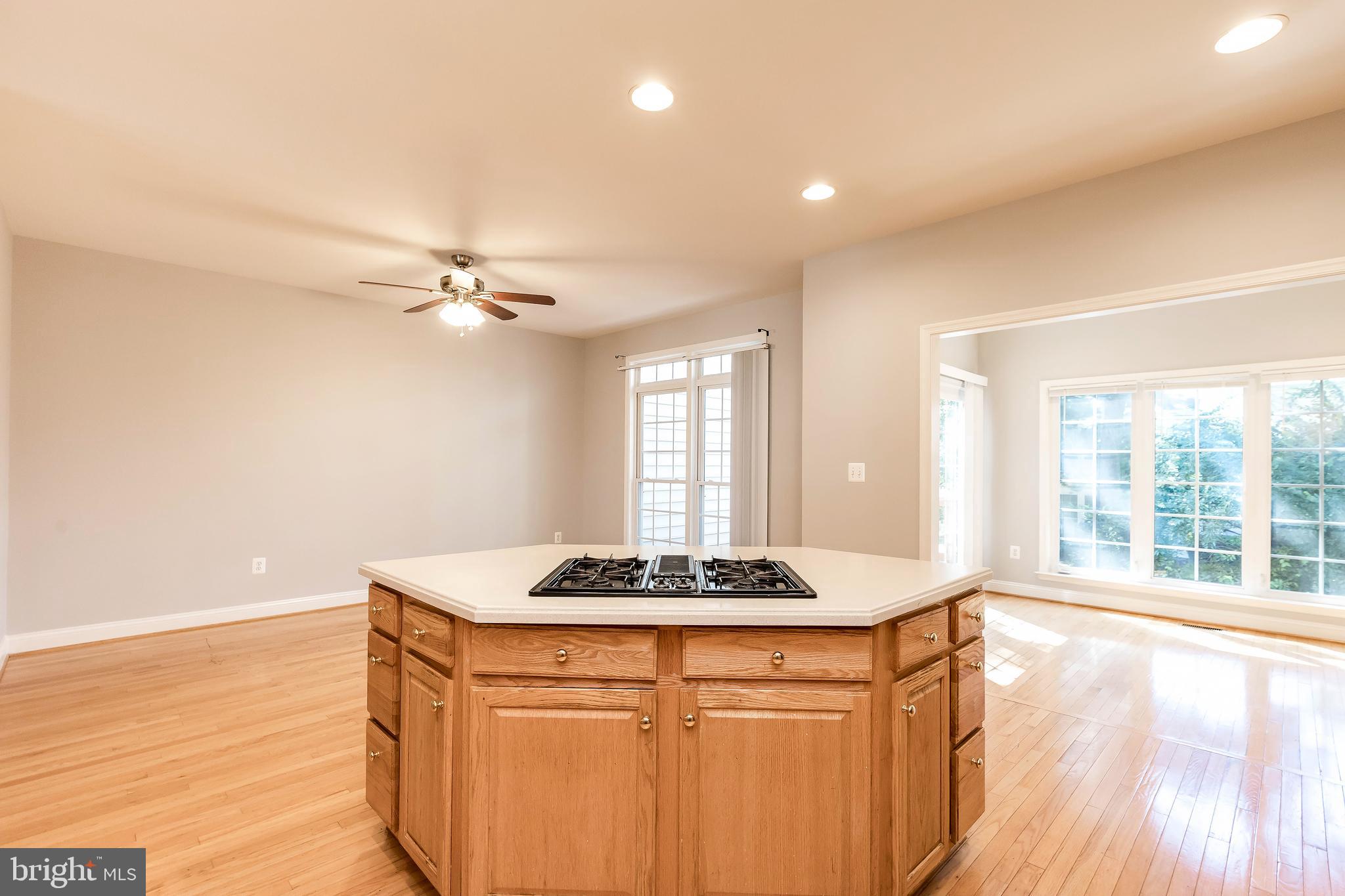 CYRANDALL VALLEY - Residential Lease