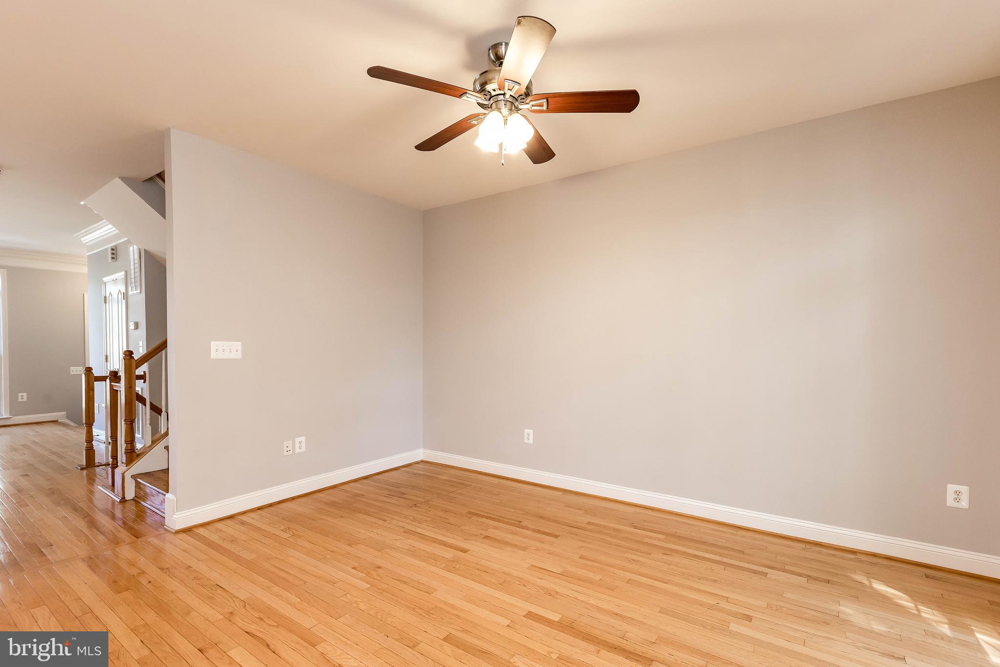 CYRANDALL VALLEY - Residential Lease