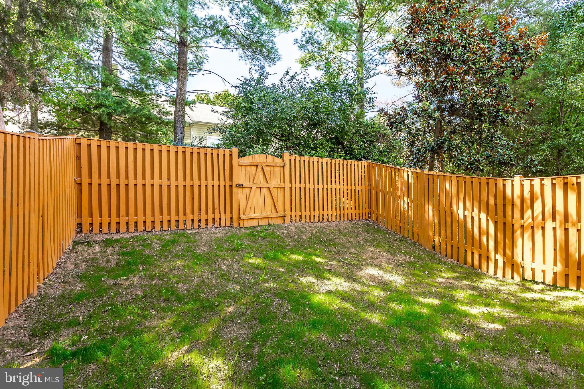 CYRANDALL VALLEY - Residential Lease