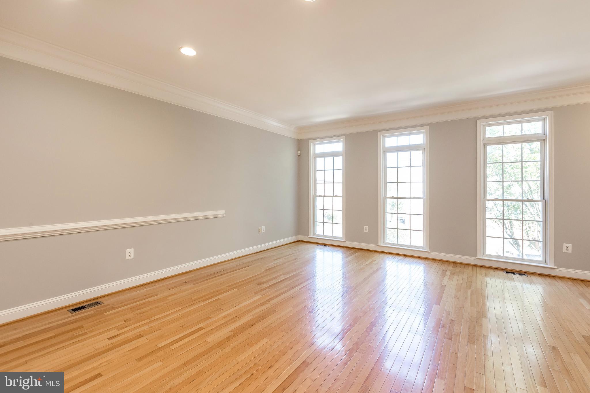 CYRANDALL VALLEY - Residential Lease