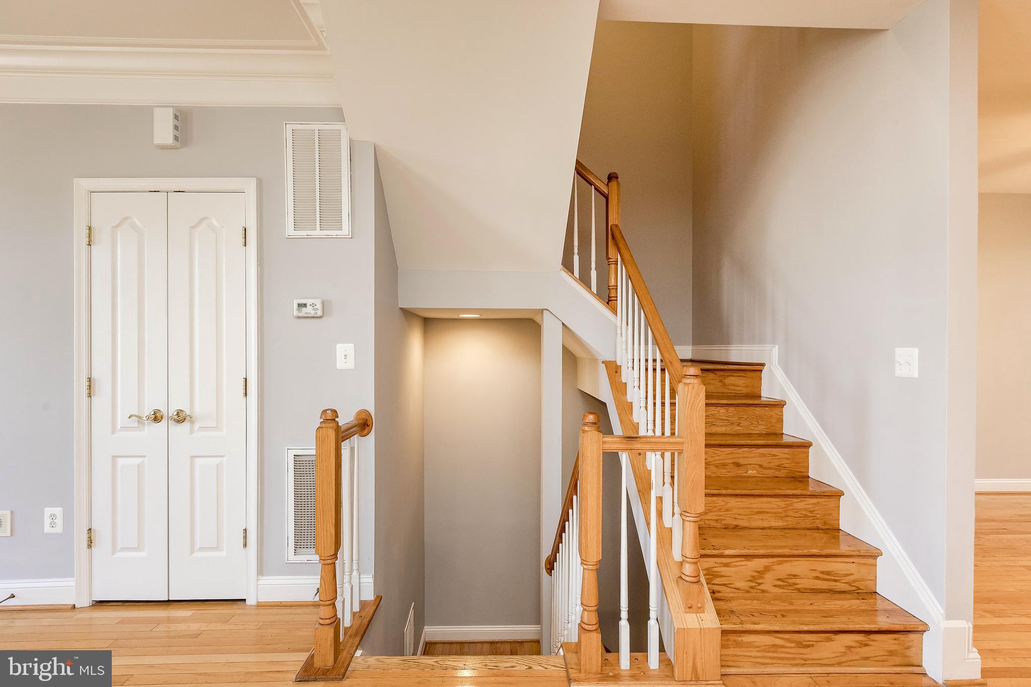 CYRANDALL VALLEY - Residential Lease