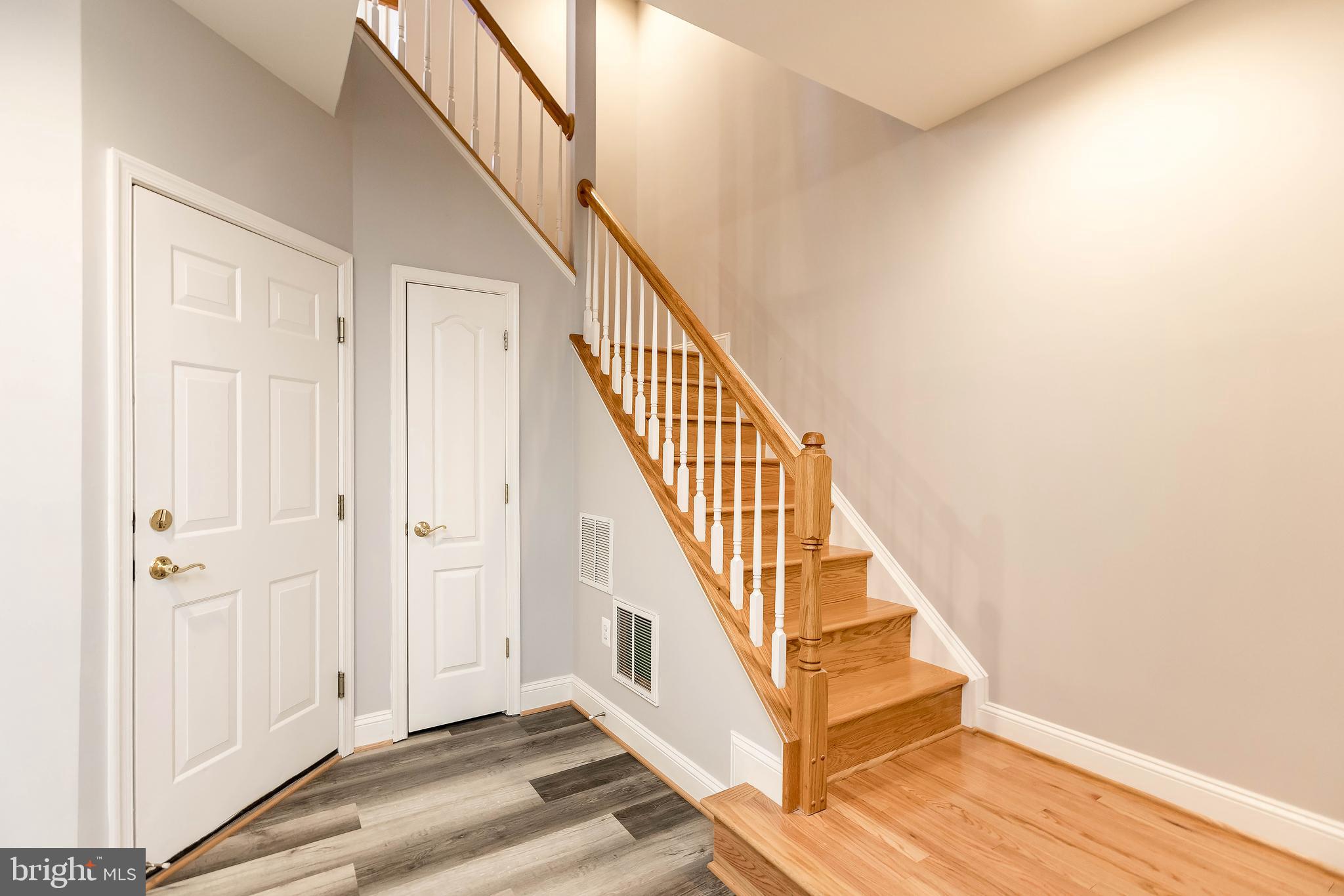 CYRANDALL VALLEY - Residential Lease